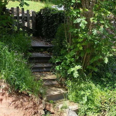 Ferme Hurlet بيت للعطل